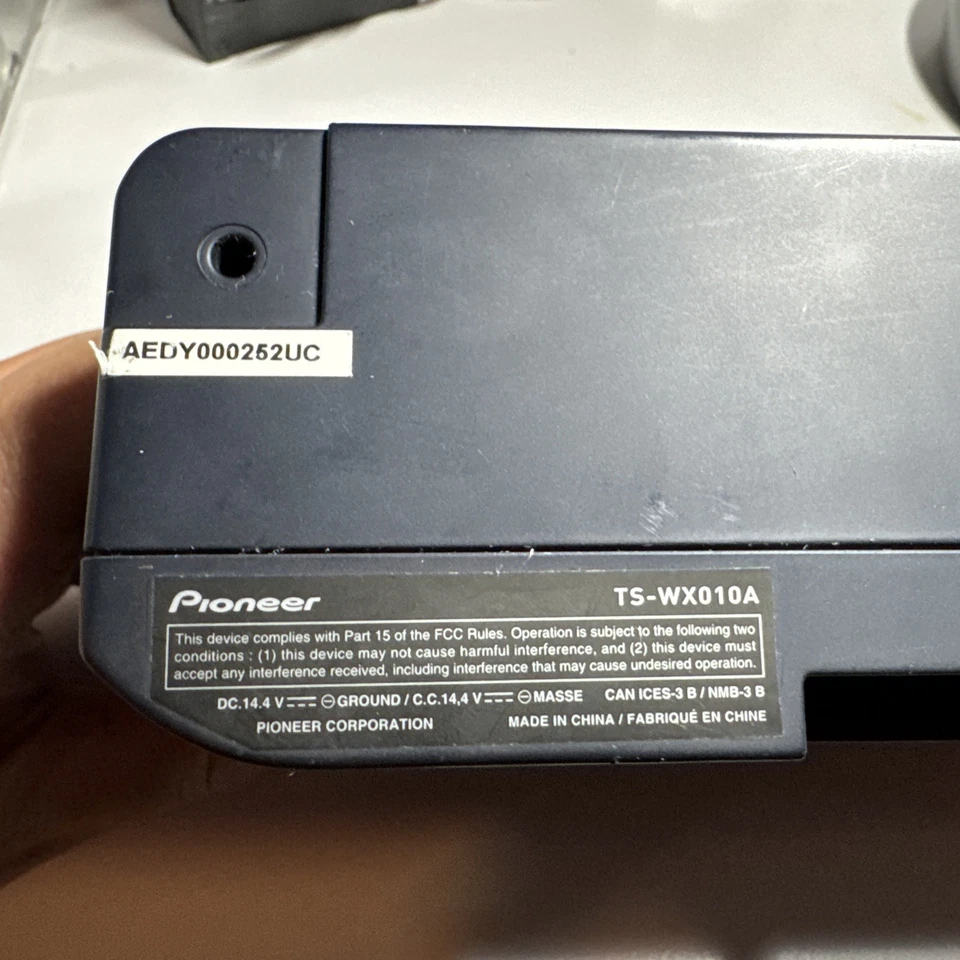 Subwoofer compacto Pioneer TS-WX010A 50W RMS - Imagem 4 de 4