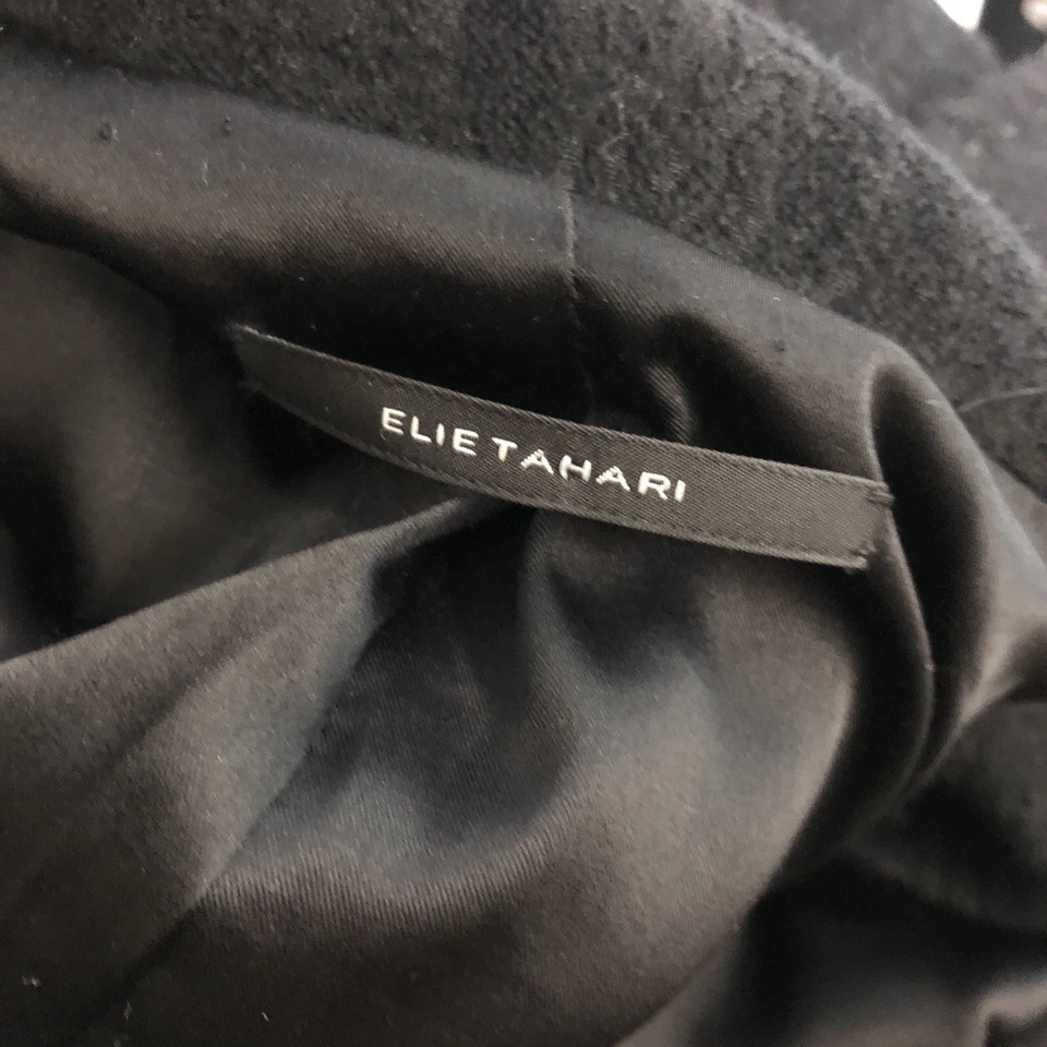 Casaco feminino Elie Tahari texturizado forrado manga longa botão ervilha preto tamanho P - Imagem 4 de 4