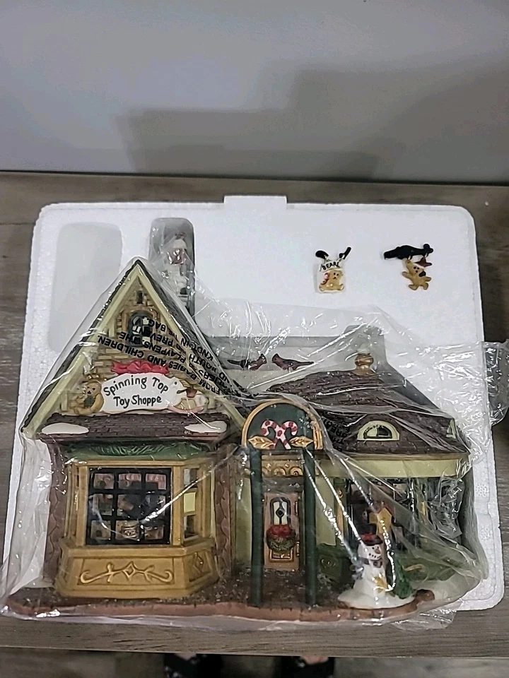 Santa’s Workbench Victorian Series Spinning Top Toy Shoppe 2002 W/ Box See Photo - Image 2 of 4