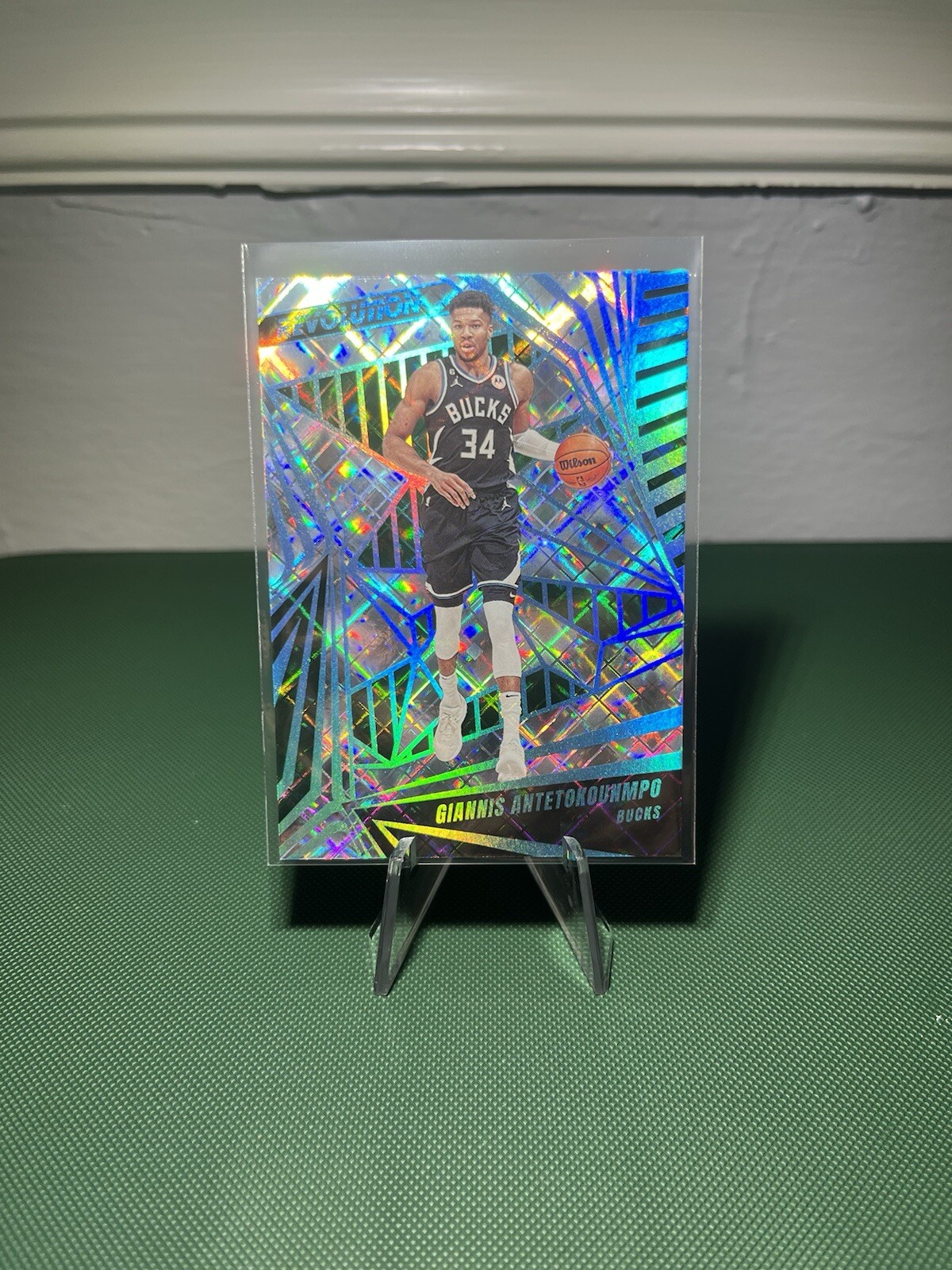 Giannis Antetokounmpo 2023-24 Revolution #22 Cosmic 8/99 Milwaukee Bucks