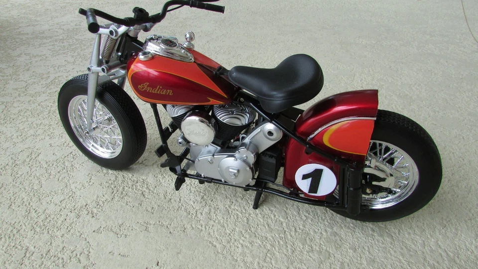 1948 Indian custom race motorcycle V twin 1:6 scale & labeled wood display stand - Image 3 of 4