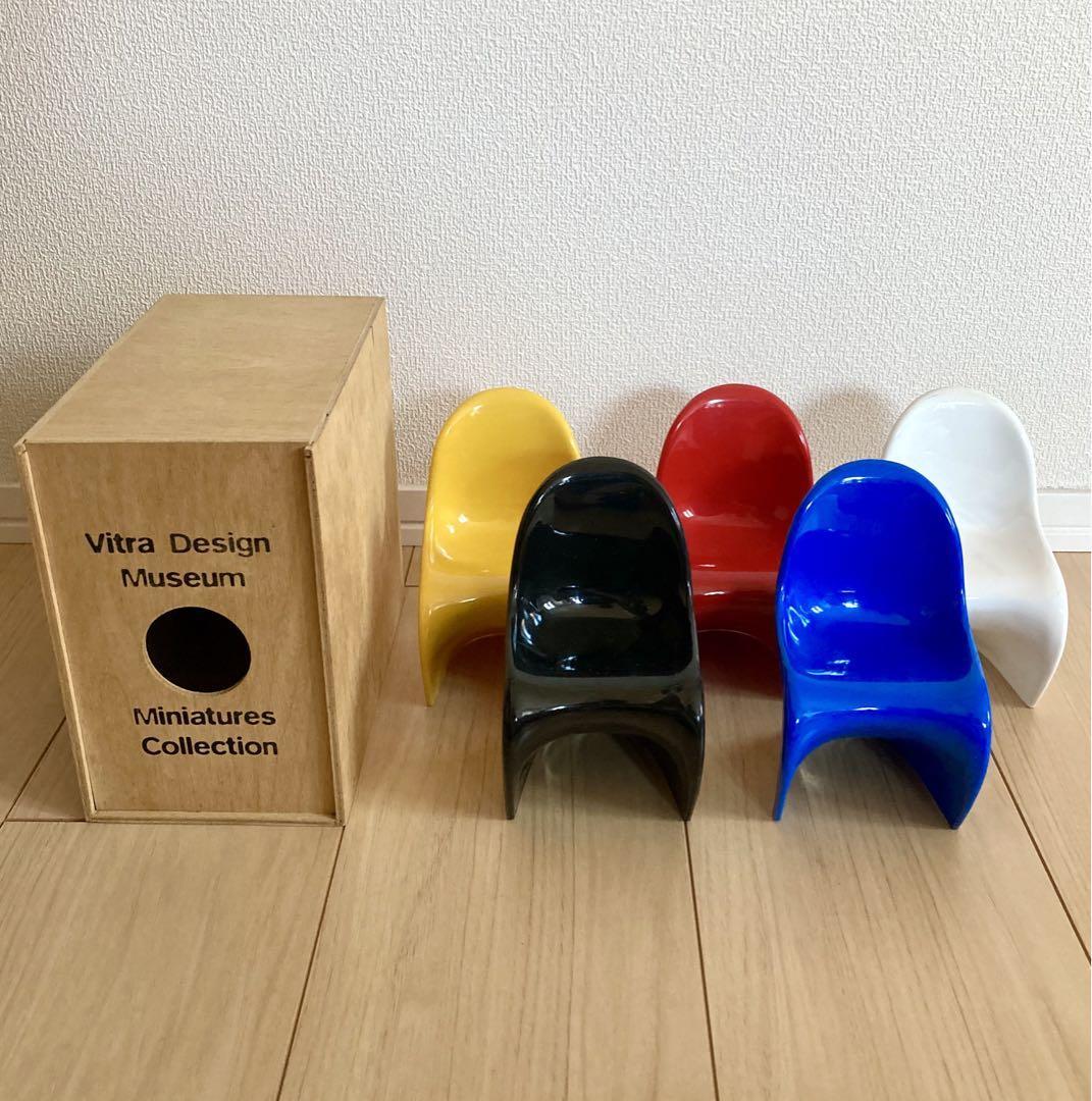 Vitra Design Museum Miniature Collection Verner Panton Vitra Design Museum Miniature Collection Verner Panton