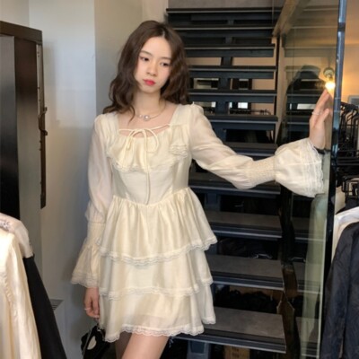 Korean women sweet long-sleeved ruffle dress square neck short