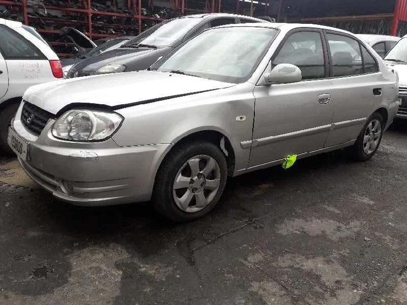 GRIGLIA ANTERIORE / 1804654 PER HYUNDAI ACCENT LC GLS Foto 3 de 4