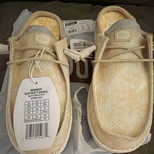 Hey Dude Wendy Slip Party Animal Women's Slip-On Comfort Shoes Beige Size 8