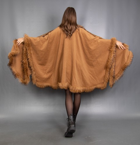 7036 GLAMOROUS WOOL ANGORA SWINGER CAPE FINN RACCOON PELZ BEAUTIFUL SIZE 3XL-6XL - Picture 16 of 17