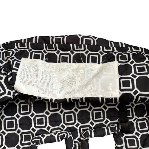 Boppy Shopping Cart Cover Child Black & White Geometric Design highchair - Picture 5 of 7