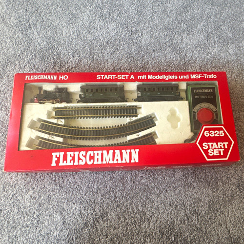 Fleischmann H0 Starterset 6325 DB mit Dampflok, Wagen, Gleisen & Trafo 6735 | Condition: Gebraucht