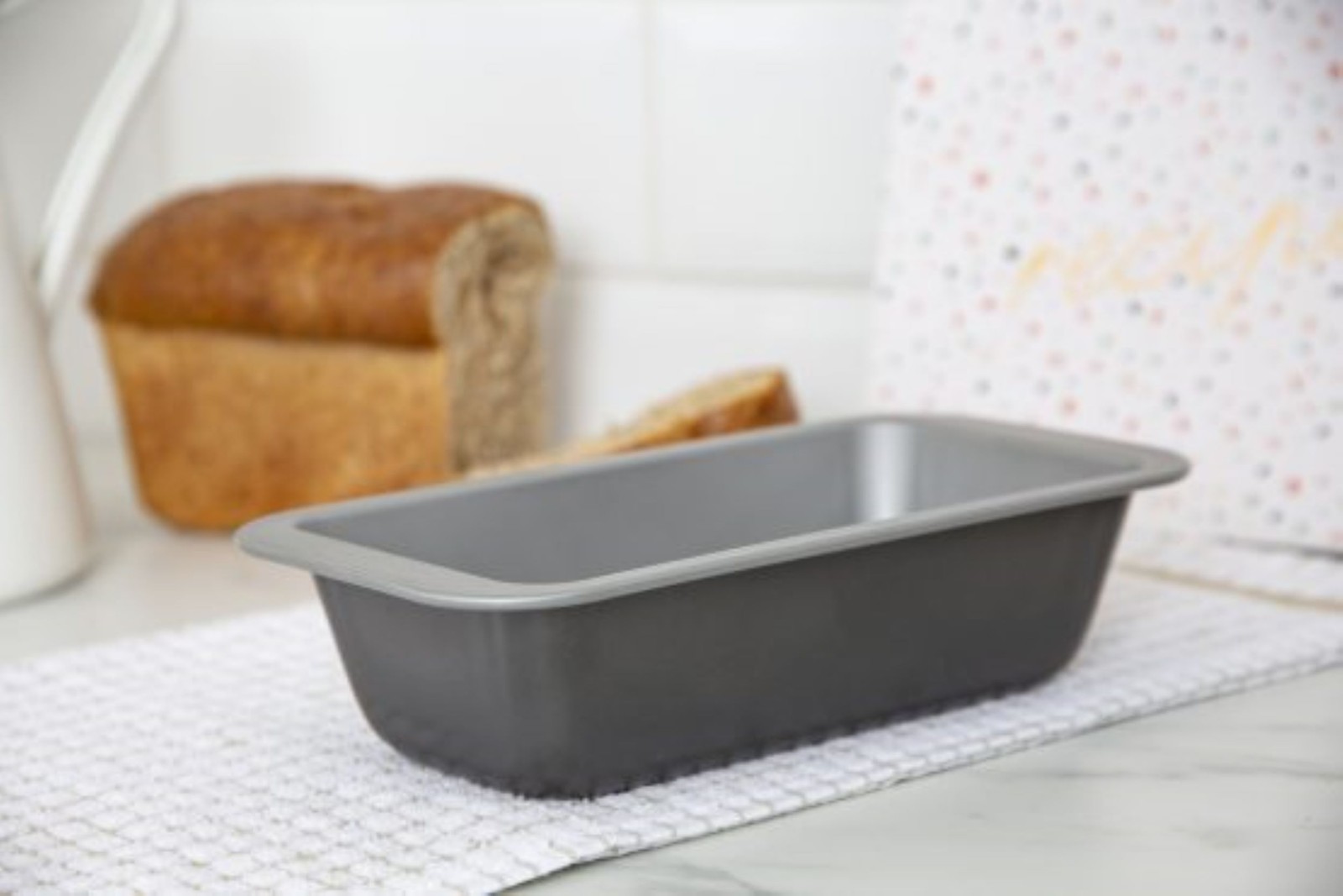 2LB Loaf Tin Non Stick Baker & Salt Loaf Bread Baking Tray 21cm x 10.5 x 5.8cm