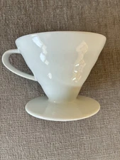Hario V60 02 White Cone Ceramic Pour Over Coffee Dripper W/Handle 1-4 Cups Japan