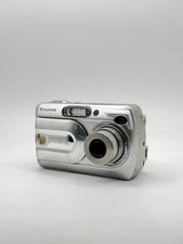 FujiFilm FinePix A340 Compact Digital Camera 1.5" LCD 4MP 3x Optical Zoom TESTED