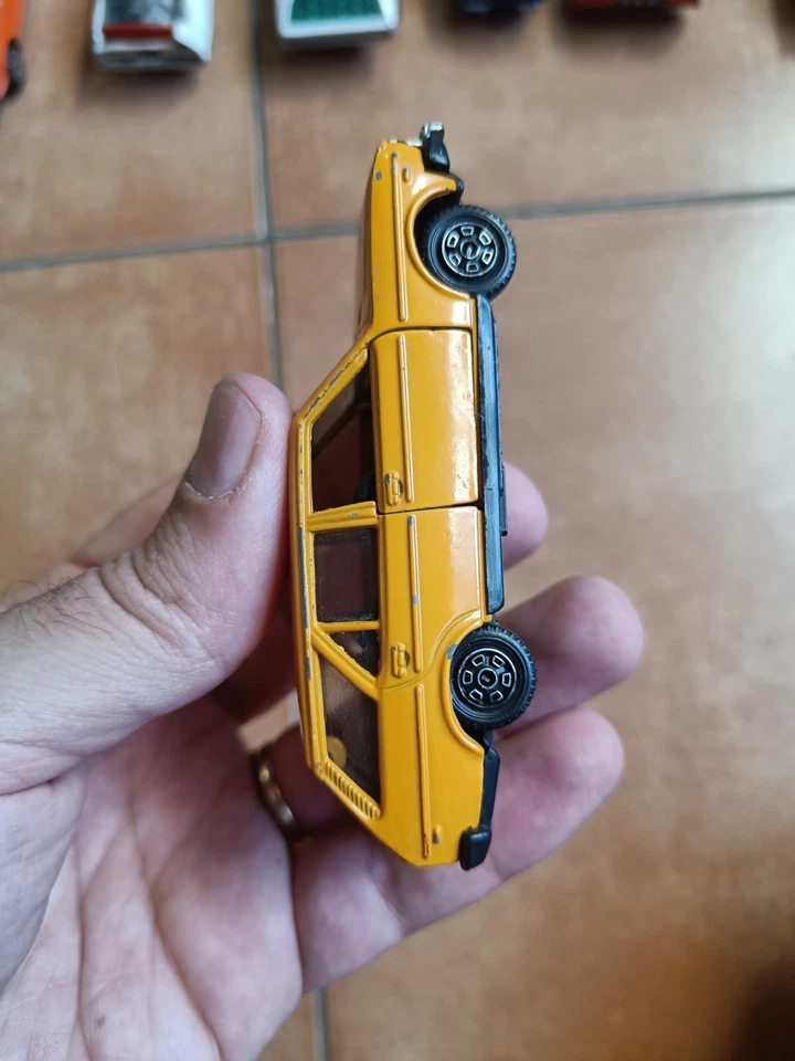 Modellino Mercury scala 1:43, Art 304 Fiat 131 Familiare colore giallo anni 70 - Immagine 3 di 4