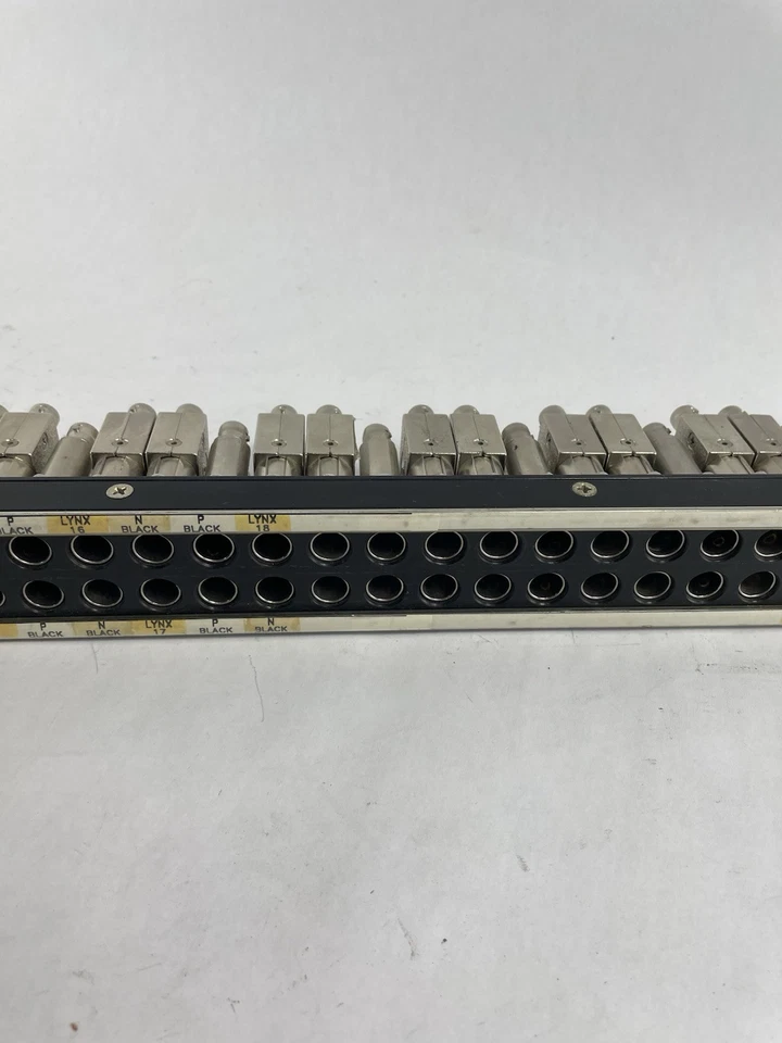 Switchcraft 2x26 HD видео патчбэй 1 RU нормализованный 52 вход стойка - Изображение 4 из 4