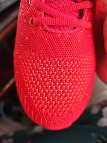 Mens/Womens Sporty Red And Orange Lightweight Sneakers Trainers Size 8 New - Picture 14 of 14