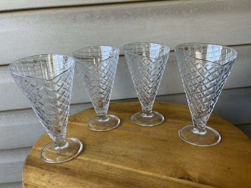 Bormioli Rocco Waffle Cone Clear Textured Glass Ice Cream Dessert Glasses-4