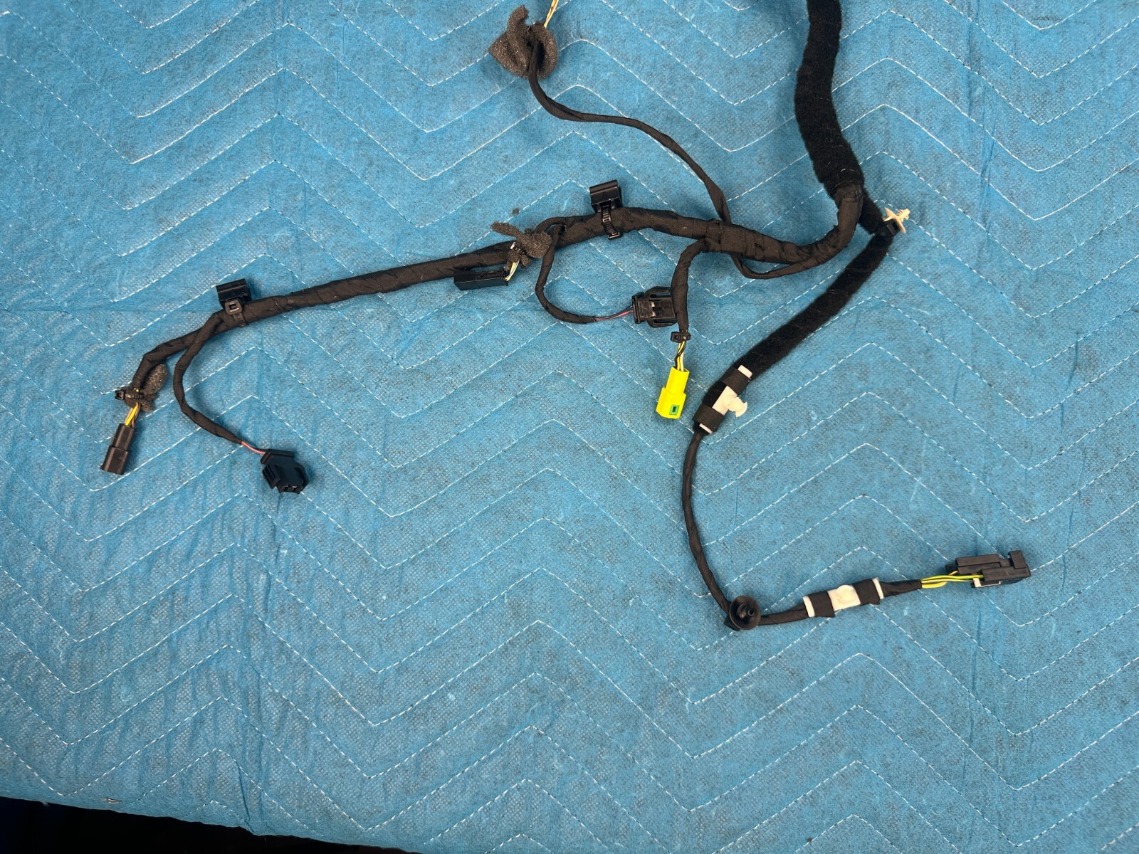 Bentley Continental Flying Spur Front Driver's Seat Wiring Harness 2009 OEM