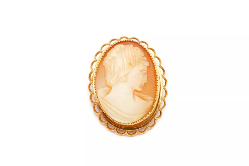 Brooch sale with face