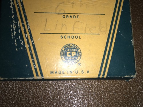 No 8 Crayola Crayons Colors Binney & Smith Vintage Made in USA 15 cent Box Used - Picture 8 of 10