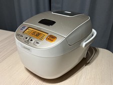 Zojirushi NL-BGQ05 Micom cuociriso 0,5 L Fuzzy Logic oro bianco spina UK