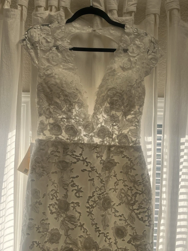 Vestido de novia de diseñador blanco talla 6 de Neta Dover al por menor a 4800 $ Foto 2 de 3