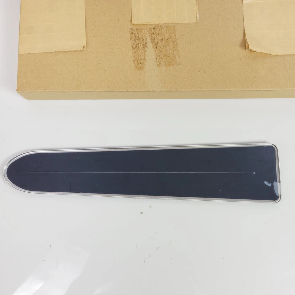 OEM Harley-Davidson 08-11 Rocker C Consol Guarnição Inserção Denim Preto 71688-10BYM - Imagem 4 de 4