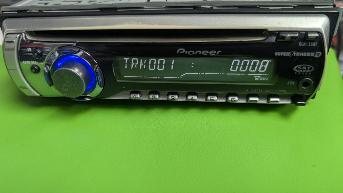 Pioneer Car Stereo DEH-P3900MP CD, Aux MP3 Playback Mid 2000s