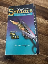 The Gift Fear Street Seniors No. 6 R. L. Stine FIRST GOLD KEY PAPERBACK PRINTING