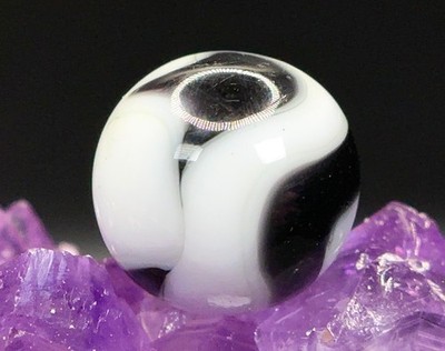 NICE Vintage Akro Agate Twisted Corkscrew Marble - BLACK & White - .67'' Nice!