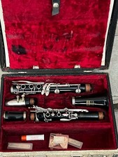 Bundy Resonite Selmer Clarinet W/ Hard Case