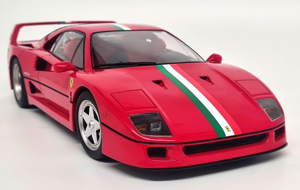 Kk 1/18 Ferrari F40 Italia Rosso Design Supercar Red Seats Diecast Model Car-image