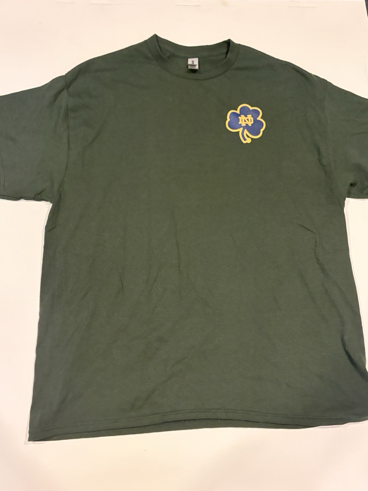 Notre Dame Fighting Irish Shirt Men's XL Short Sleeve New, Unworn Clover