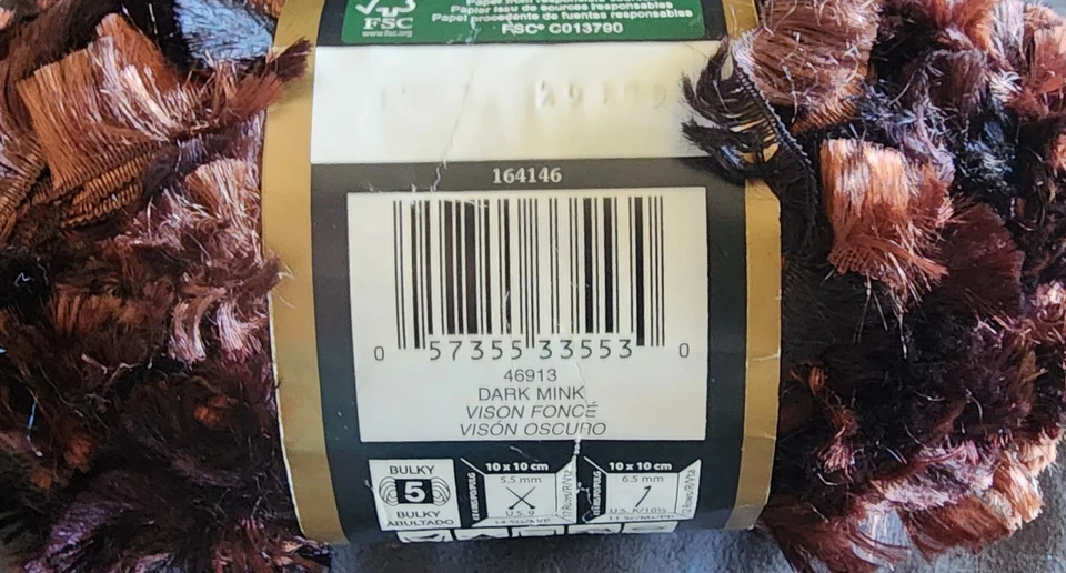 Hilo Bernat Boa visón oscuro - 2 madejas nuevas - Aprox. 129 yardas, 3,5 oz, 100 % poliéster Foto 4 de 4