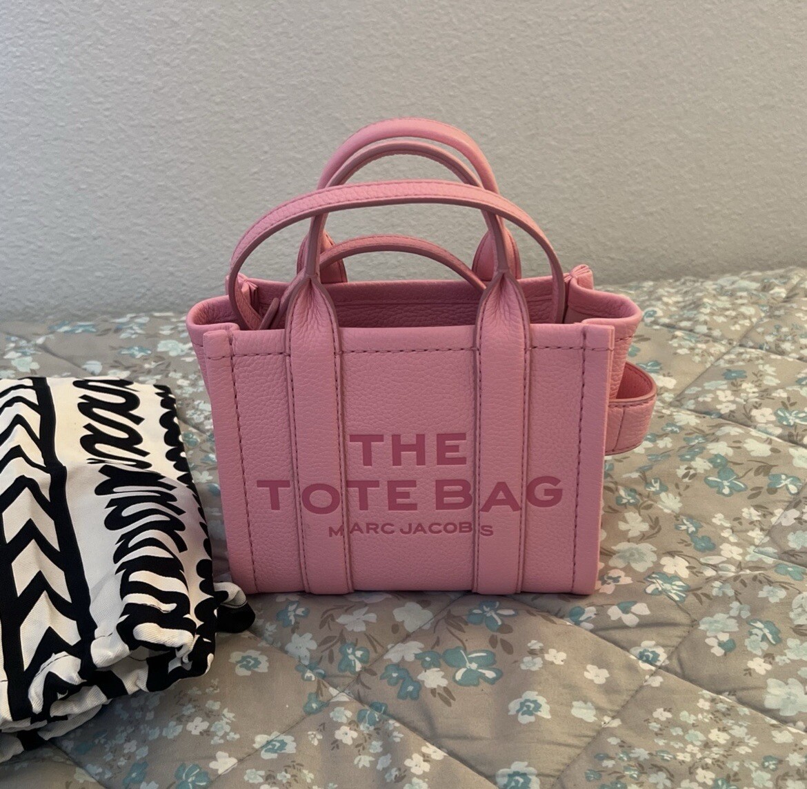 marc jacobs mini tote bag Pink | eBay