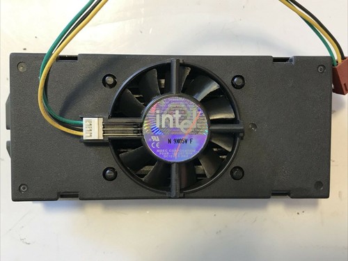 INTEL 600EB/256/133/1.65V S1 SL3NB CPU W/ Heatsink and fan TESTED - Picture 3 of 4