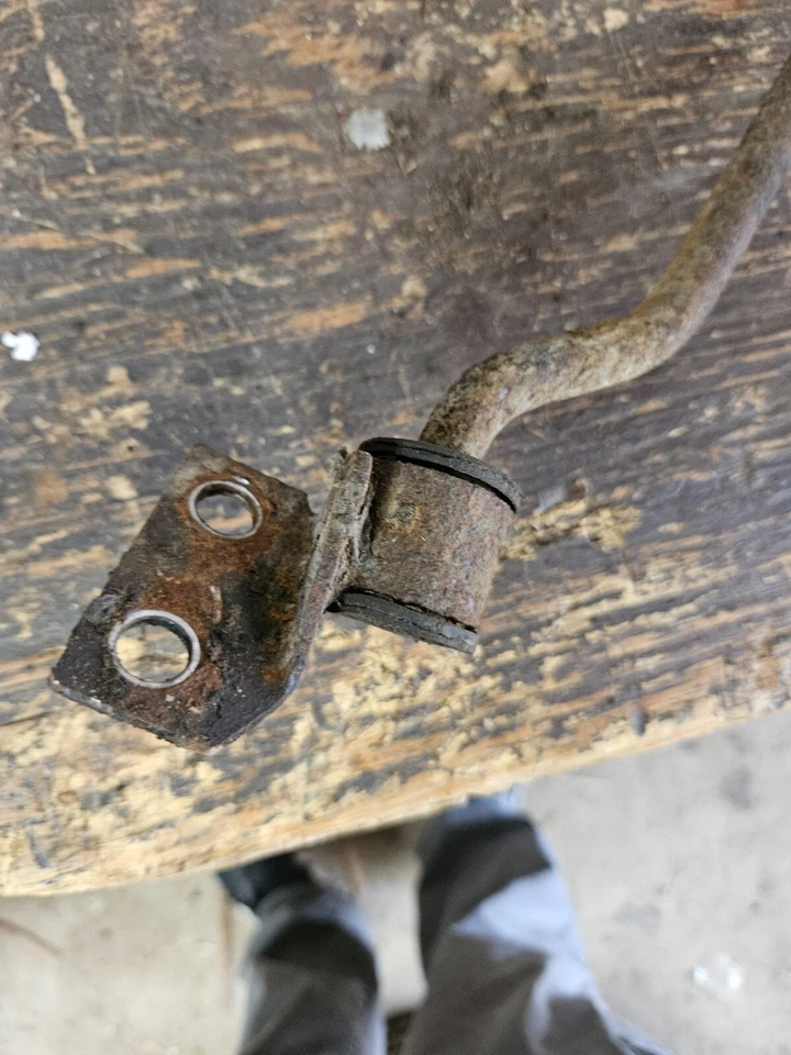 VINTAGE 1960s SAAB 96 Sway Bar oem 3 cylinder Bull Nose - Image 2 of 4