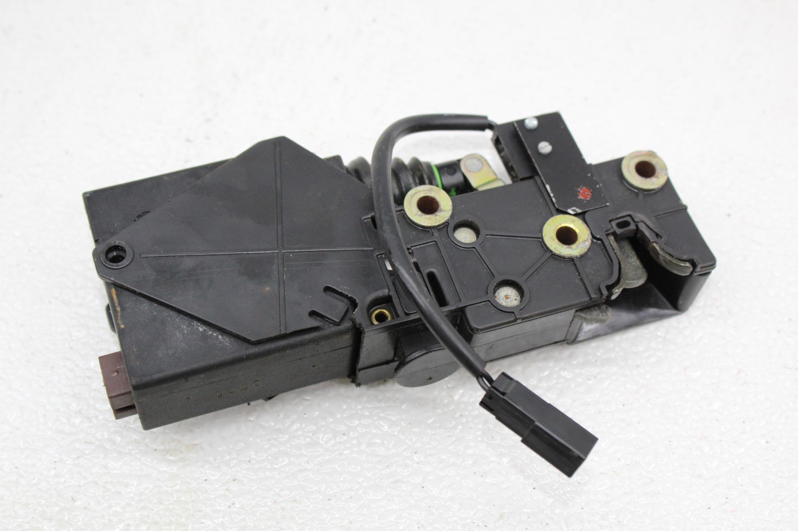 99-01 FERRARI 456 M TAIL GATE TRUNK LOCK ACTUATOR MODULE