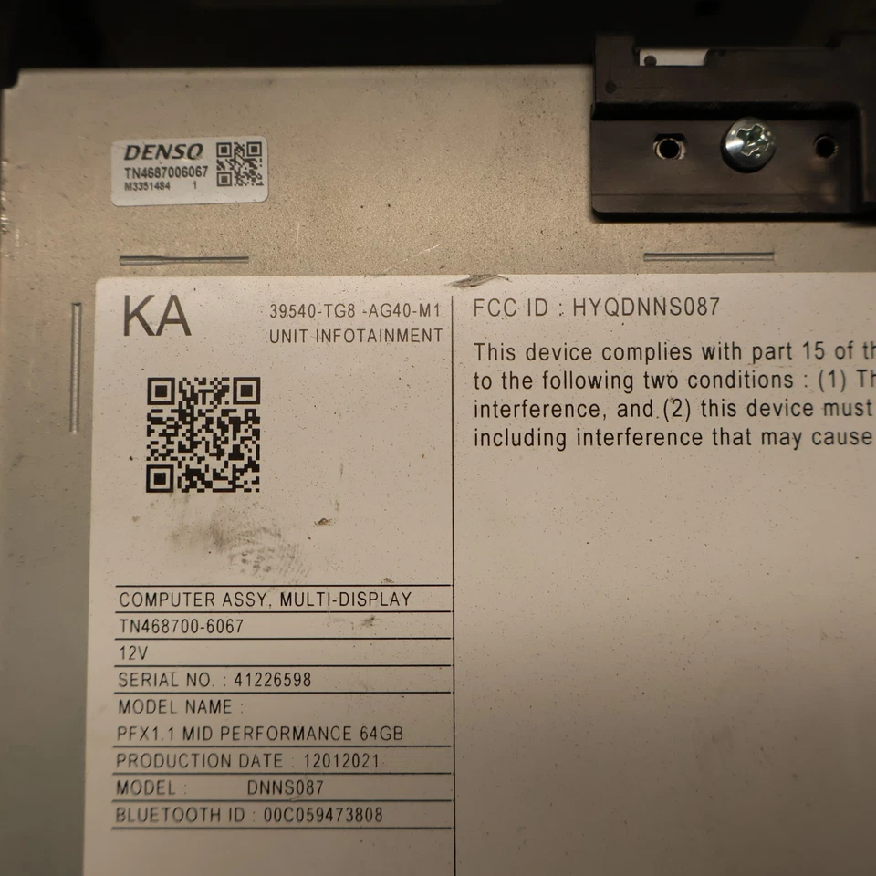 2016 - 2017 Honda Pilot Radio Receiver w/Display OEM - Image 3 of 4