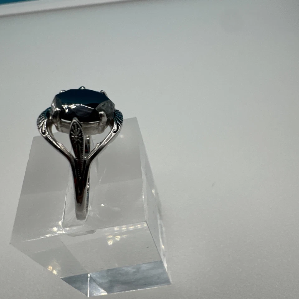 Obsidiana Negra Oro Blanco 18KGHE Hecho a Mano con Flores Detalladas En El Lateral Foto 3 de 4