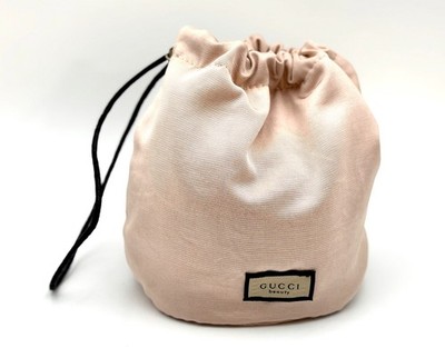 New! Gucci  Beauty  Cosmetic Bag Drawstring  Pouch Clutch ~ Nude Blush Pink