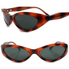 Old Stock 70s Classic Genuine Vintage Brown Rockabilly Womens Cat Eye Sunglasses
