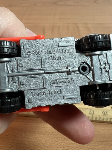 Matchbox 2001 Mattel Black Trash Truck 1:64 Scale - Picture 7 of 7