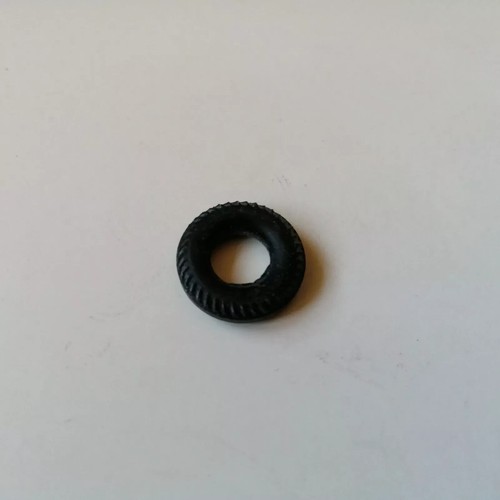 Vintage Corgi Toys, Genuine Black Tyres 15mm Diecast, Dinky Models, Cars 24 pc - Picture 5 of 5