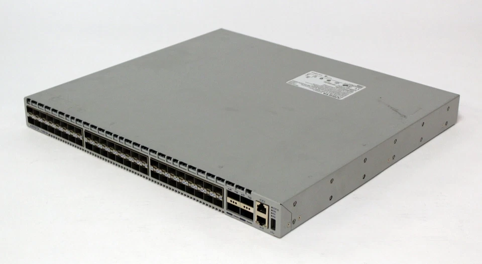Arista DCS-7150S-64-CL-R 7150S, 48x10GbE (SFP+) & 4xQSFP+ with Dual AC PSU - Image 3 of 3