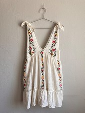 Urban Outfitters Forever Embroidered Mini Dress in White Size MEDIUM