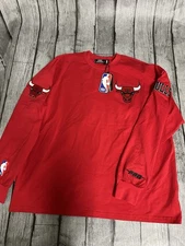 NWT Men’s Pro Standard Chicago Bulls Long Sleeve Tshirt Red Large Tee Patches LG