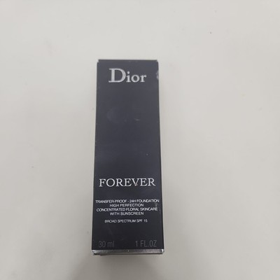 Dior Forever Matte Skincare Foundation SPF 15 (0W WARM)