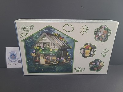 Lighted Flower House Brick Building Set Florist Shop 625 Pieces NEW-SEALED