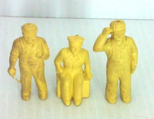VINTAGE LOT OF 3 MARX TRUCKING FREIGHT STATION TERMINAL TRAIN WORKER FIGURES