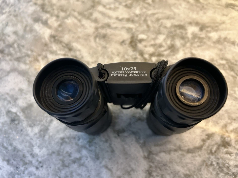 High Sierra Tahoe Binoculars 10x25 Waterproof Fogproof With Case - Image 4 of 4