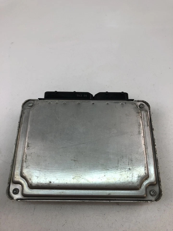 Centralina motore Seat Alhambra 7V8, 7V9 ECU 06A906032QK 2005 28177863 - Immagine 4 di 4